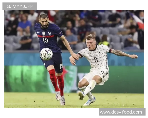 足球明星魅力大比拼谁是最美的足球天使